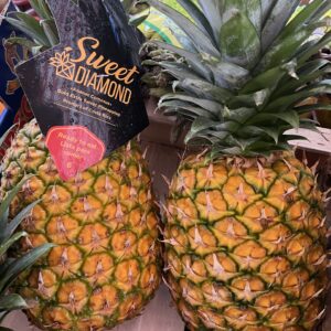 ANANAS MATURATO IN PIANTA